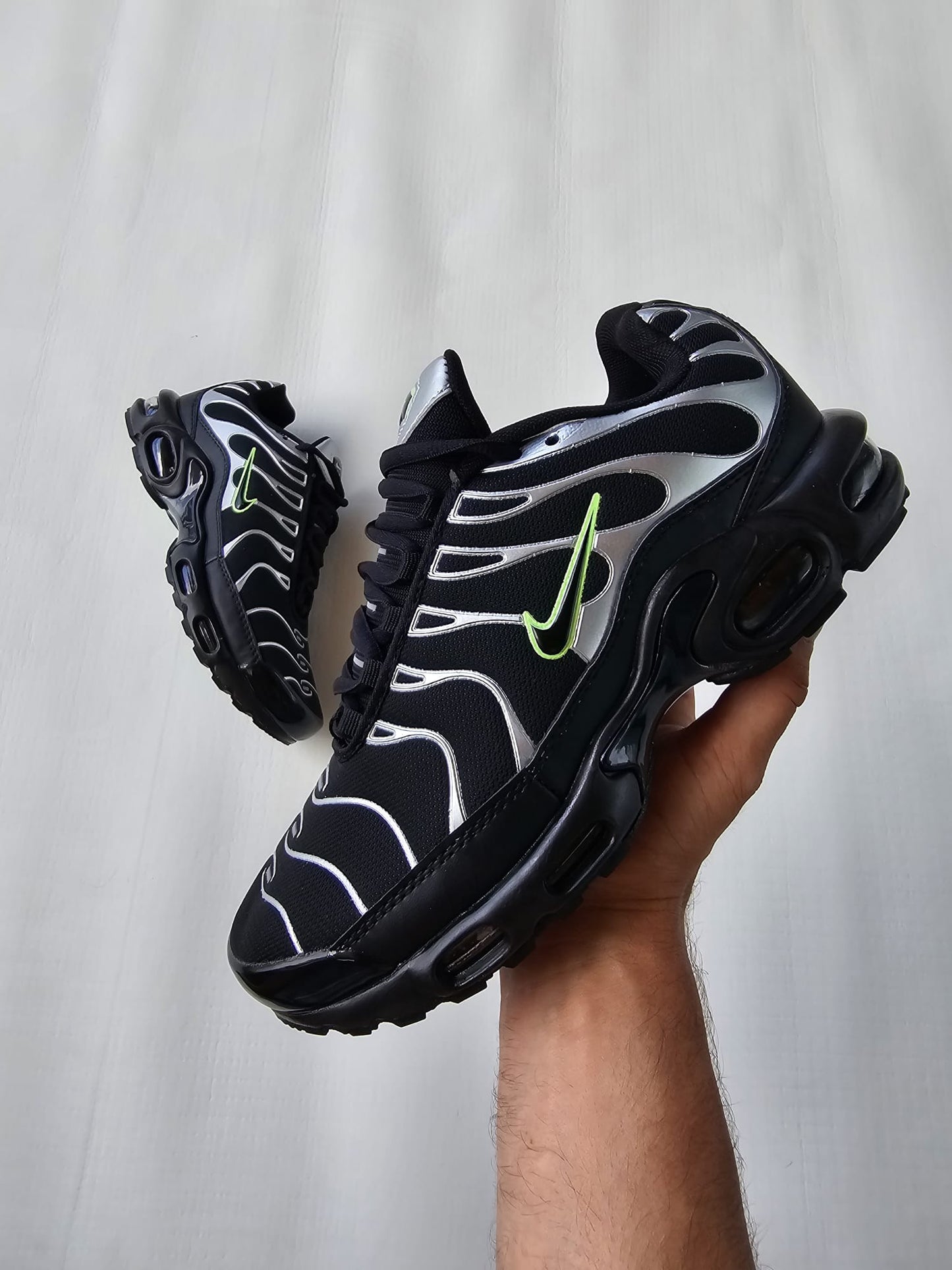 NIKE TN