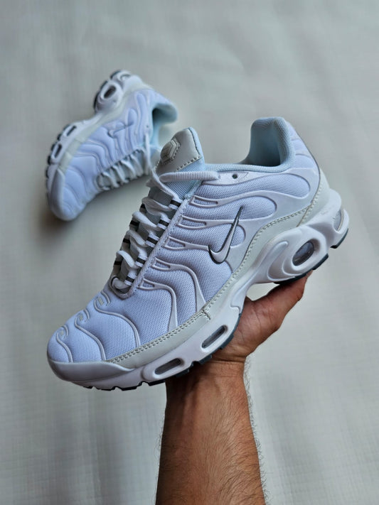 NIKE TN